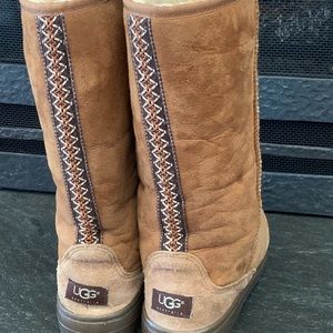 Auth. Uggs Tall Classic Braided Back Women’s Boots